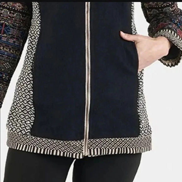 Coco + Carmen Ceretti full zip wool jacket Black Tapestry print NWT Size S/M - Picture 2 of 15